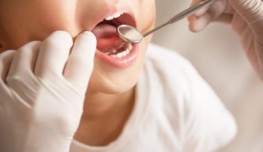 Απίστευτο κι όμως αληθινό: Μητέρα στη Σουηδία καταδικάστηκε για την… κακή στοματική υγιεινή του παιδιού της