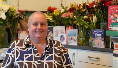 Clare Jones: Η 47χρονη μητέρα με καρκίνο τελικού σταδίου που ζήτησε κάρτες για «τα τελευταία Χριστούγεννά της»