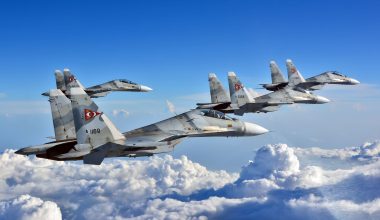 Η Βενεζουέλα δείχνει έτοιμη να πολεμήσει τις ΗΠΑ: Με  Su-30, F-16 drones και πυραύλους  λένε ότι είναι έτοιμοι!