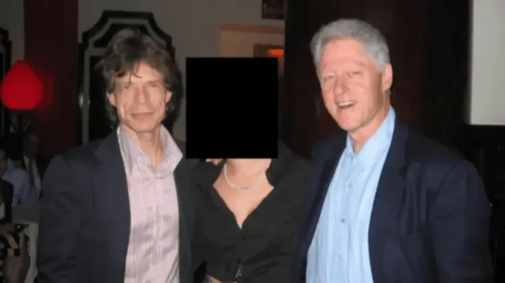 Έντονη αντίδραση Μ.Κλίντον μετά τη δημοσίευση φωτογραφιών του με τον Τ.Έπσταϊν