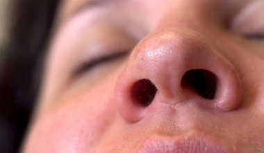 Για ποιο λόγο έχουμε δύο ρουθούνια και όχι ένα ενιαίο;