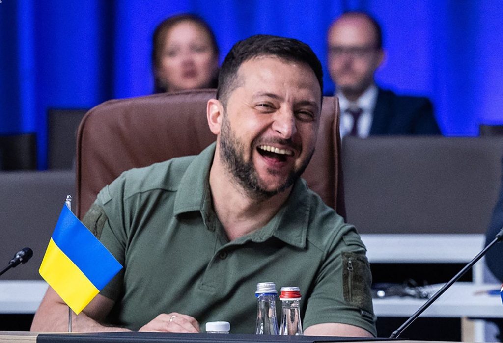 Ο Ζελένσκι κατηγόρησε τη Ρωσία ότι εξαπέλυσε επιθέσεις στην γραμμή του… μετώπου