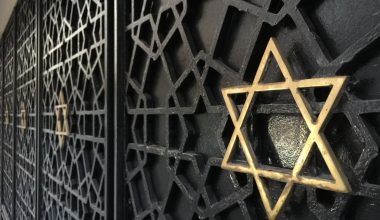 Τουρκία: H στιγμή που ομάδα Εβραίων δέχεται άγρια επίθεση στην Κωνσταντινούπολη – Δείτε βίντεο