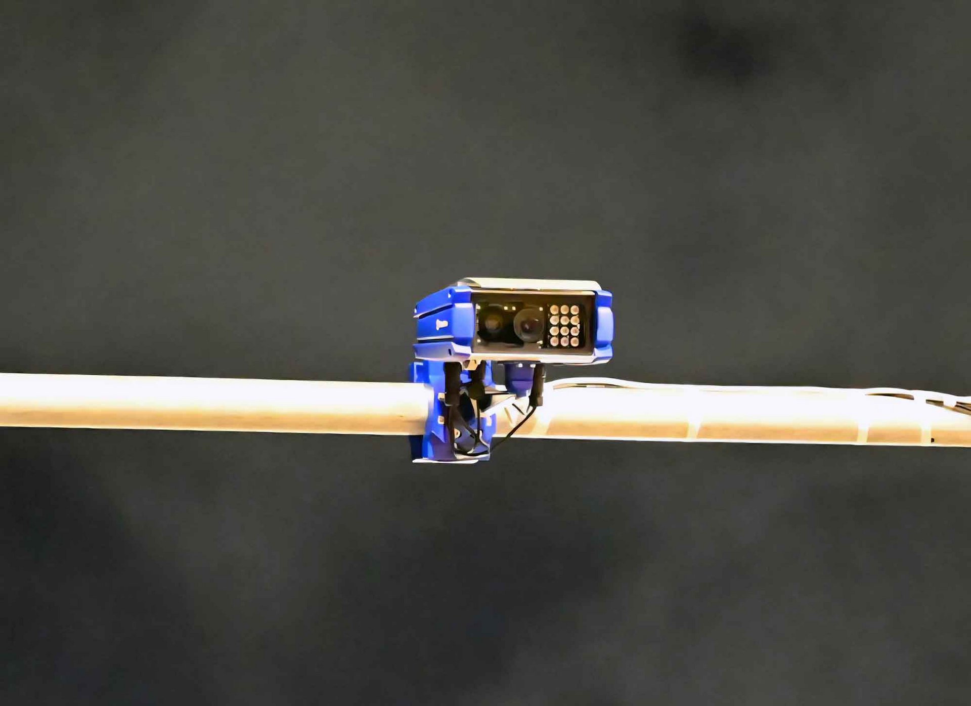 Φόβος και για τα… παράνομα ζευγαράκια από τις «έξυπνες» κάμερες – Κανένας δεν θα τη γλιτώνει! (βίντεο)