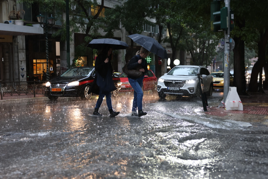 Έκτακτο δελτίο επιδείνωσης του καιρού από την ΕΜΥ: Ποιες περιοχές θα επηρεαστούν
