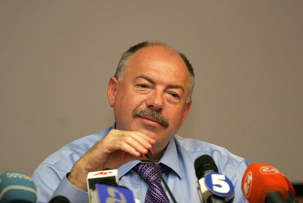 Οι γαλλικές αρχές κατάσχεσαν χρυσά ρολόγια και μετρητά από πρώην γενικό εισαγγελέα της Ουκρανίας