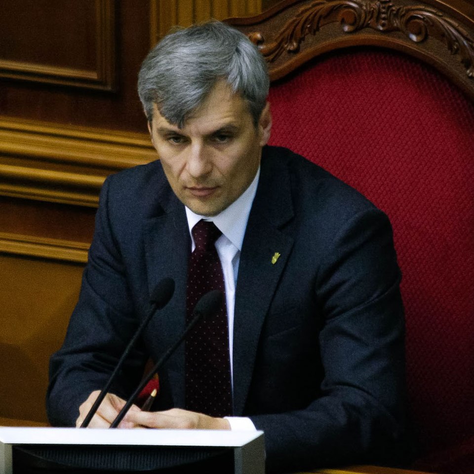 Ουκρανός βουλευτής κατά ρωσόφωνων: «Πρέπει να στερούνται εκπαίδευσης και απασχόλησης ή να διώκονται»!