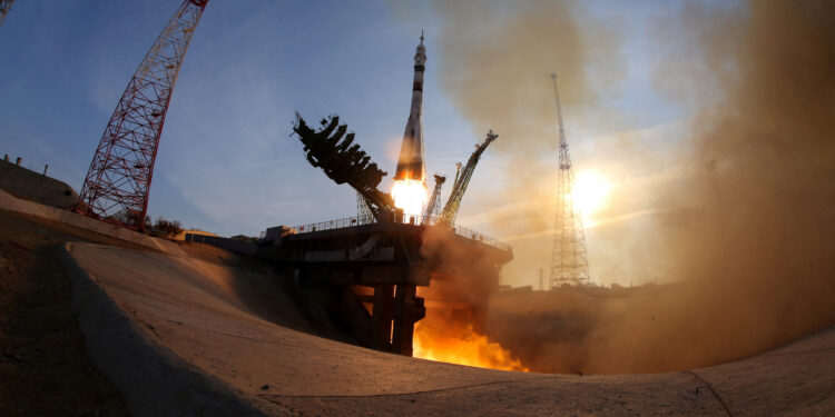 Η Ρωσία θέλει να κατασκευάσει μέχρι το 2036 πυρηνικό σταθμό στη Σελήνη!