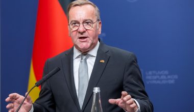 Γερμανός ΥΠΑΜ: «Ο Πούτιν δεν θέλει πόλεμο με το ΝΑΤΟ»