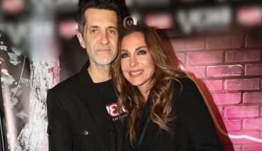 Φοίβος: Αυτή είναι η ιστορία πίσω από το τραγούδι «Χριστούγεννα» που ερμήνευσε η Δ.Βανδή (βίντεο)