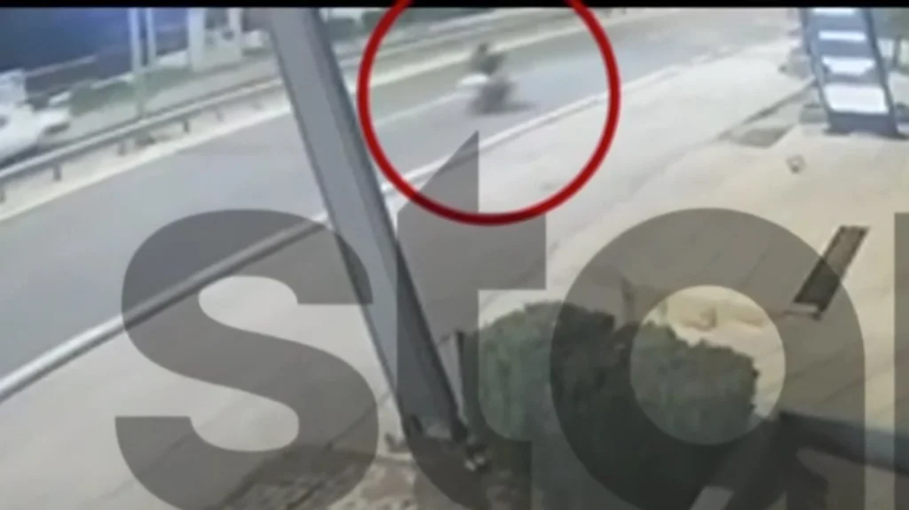 Πικέρμι: Όχημα τραυμάτισε και εγκατέλειψε 22χρονο μοτοσικλετιστή – Αναζητείται ο οδηγός (βίντεο)
