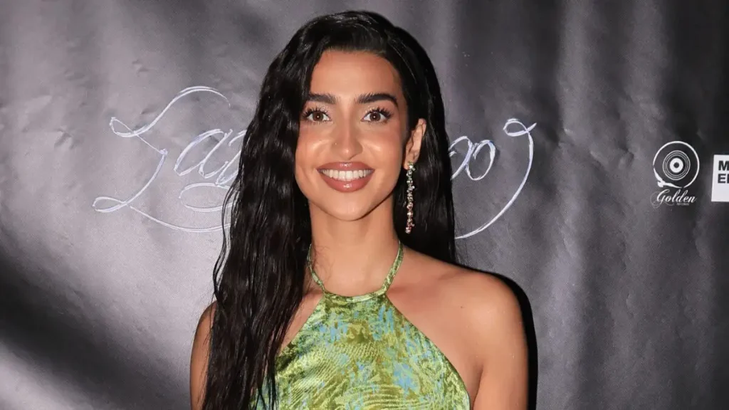 Αναστασία: «Το πρώτο μου μεροκάματο το χάλασα με τις φίλες μου στα Μέγαρα σε γκόμενους»