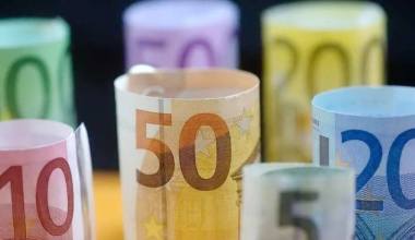 ΟΠΕΚΑ: Μέχρι τις 15 Ιανουαρίου η υποβολή αιτήσεων για το Επίδομα Παιδιού Α21 – Τι πρέπει να ξέρουν οι δικαιούχοι