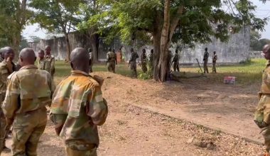 Βίντεο: Ρώσοι εκπαιδευτές εκπαιδεύουν τον Στρατό της Κεντροαφρικανικής Δημοκρατίας