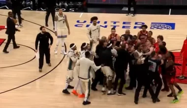 Το «κάρφωμα» του Γ.Αντετοκούνμπο απέναντι στους Σικάγο Μπουλς που προκάλεσε σύρραξη στο γήπεδο (βίντεο)