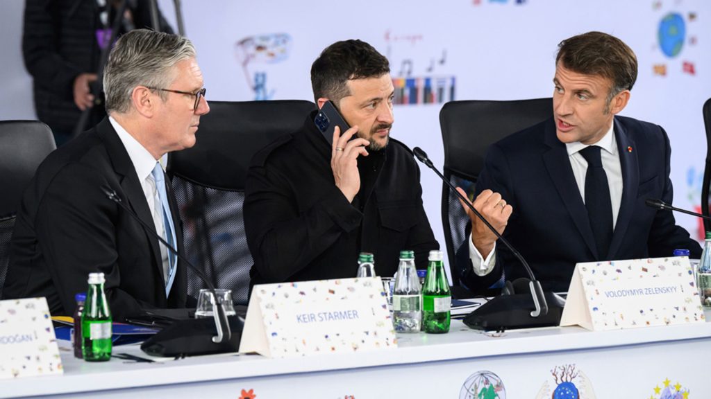 Ρωσία προς Ευρώπη για ακόμα μία φορά: «Κάθε Ευρωπαίος στρατιώτης στην Ευρώπη είναι νόμιμος στόχος»