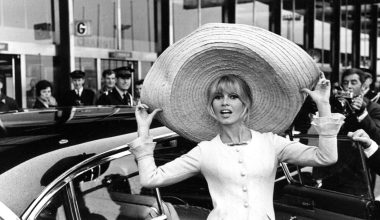 Όταν η Μπριζίτ Μπαρντό τραγούδησε Γιάννη Σπανό το 1962: Το τραγούδι που έγινε μεγάλη επιτυχία (βίντεο)