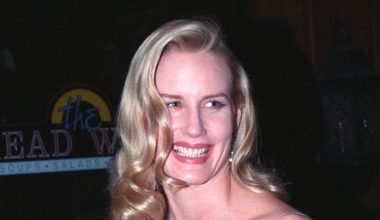 Αυτός είναι ο Έλληνας ηθοποιός που υποδύθηκε τον εραστή της Ντάριλ Χάνα το 1982 (βίντεο)