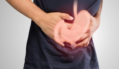 Πρήξιμο στο στομάχι: Αυτές είναι οι αιτίες και η θεραπεία