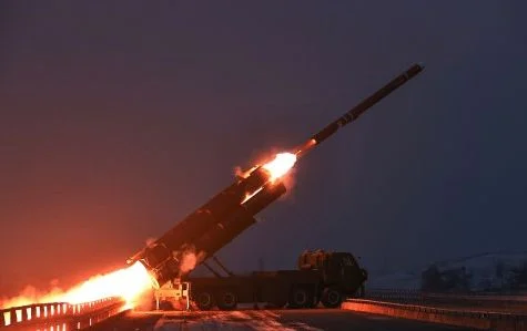 Βόρεια Κορέα: Πραγματοποίησε δυο δοκιμές πυραύλων cruise μακρού βεληνεκούς – Δείτε εικόνες