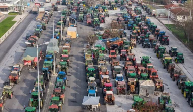 Κλιμακώνουν τις κινητοποιήσεις οι αγρότες: Προχωρούν στον αποκλεισμό παρακαμπτήριων οδών