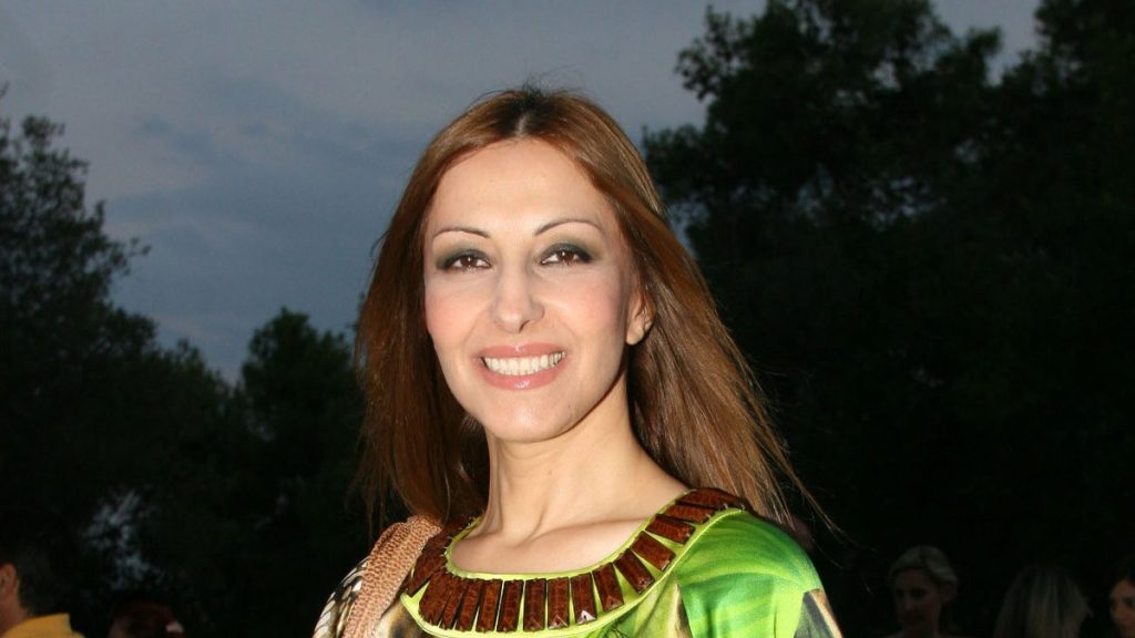 Α.Σαμίου: H αλλαγή που έκανε η τραγουδίστρια στην εξωτερική της εμφάνιση – Δείτε βίντεο