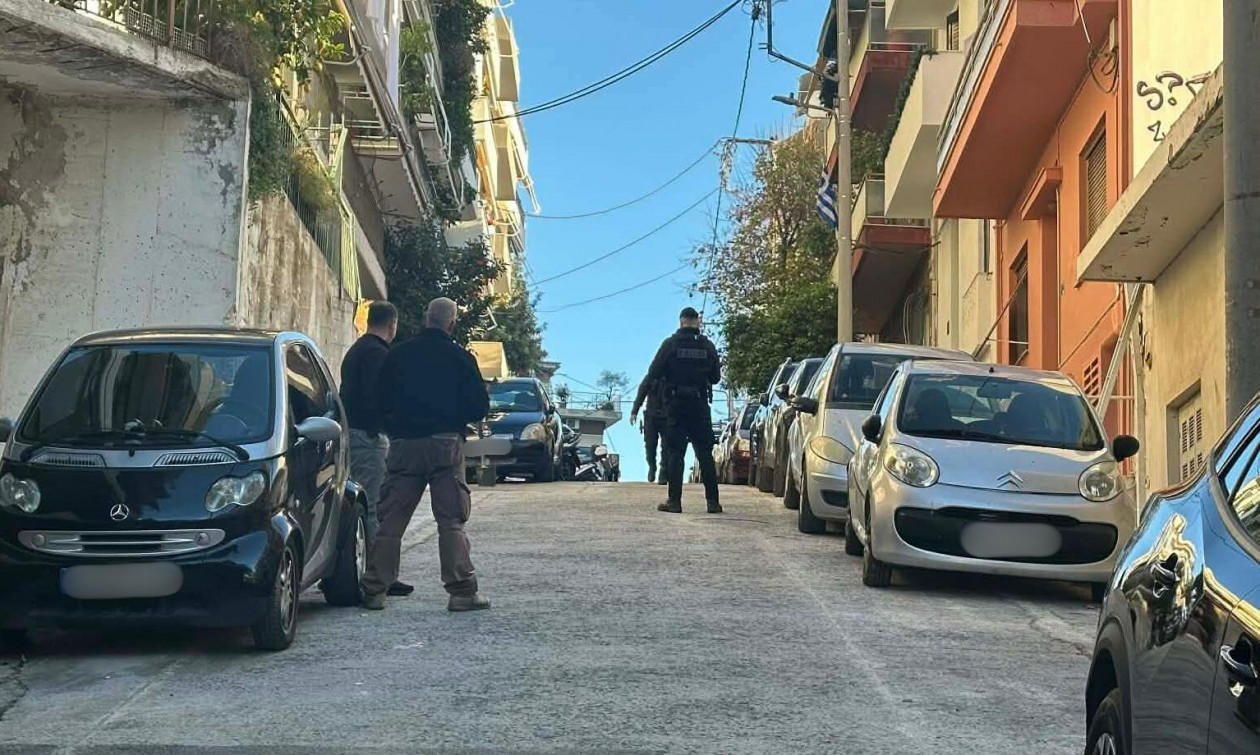 Γκύζη: «Άκουγα φωνές από το διαμέρισμα» λέει γείτονας του 74χρονου που μαχαίρωσε την σύζυγό του