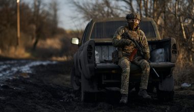 Βίντεο: Ρώσοι στρατιώτες αποκρούουν με επιτυχία τις επιθέσεις UAV των AFU προς την κατεύθυνση του Κουπιάνσκ