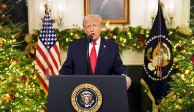 Ο Ν.Τραμπ ανακοίνωσε πλήγμα κατά εγκατάστασης που συνδέεται με δίκτυα διακίνησης ναρκωτικών στη Λατινική Αμερική