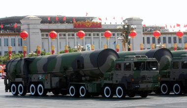 Έκθεση των ΗΠΑ αποκαλύπτει πόσα πυρηνικά όπλα έχει έτοιμα η Κίνα