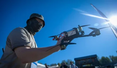 Η Ρωσία δείχνει καταρρίψεις drone από σύστημα λέιζερ (βίντεο)