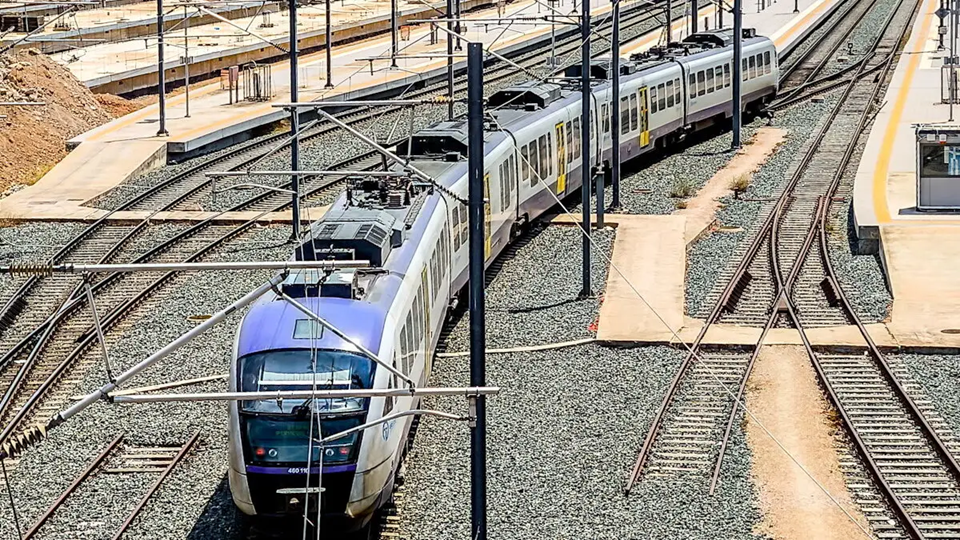 Τροχαίο στα Άνω Λιόσια: Άνδρας παρασύρθηκε από συρμό του Προαστιακού