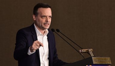 «Μύρισε» εκλογές; Ο Χ.Δούκας παρεμβαίνει για το πως θα γίνει η επιλογή υποψηφίων Βουλευτών στο ΠΑΣΟΚ