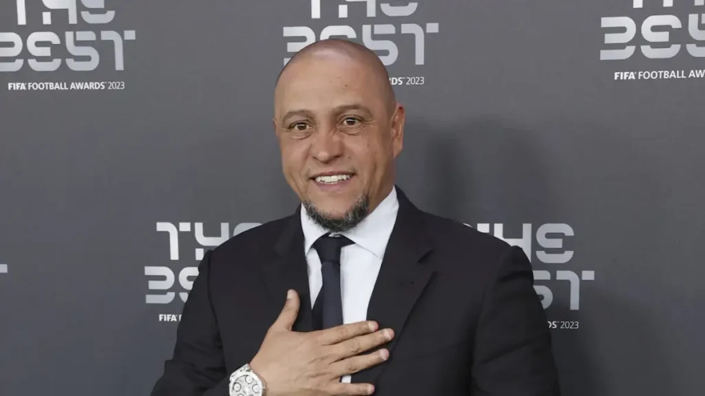 Ρ.Κάρλος για την περιπέτεια με την υγεία του: «Είμαι καλά και υπό παρακολούθηση»