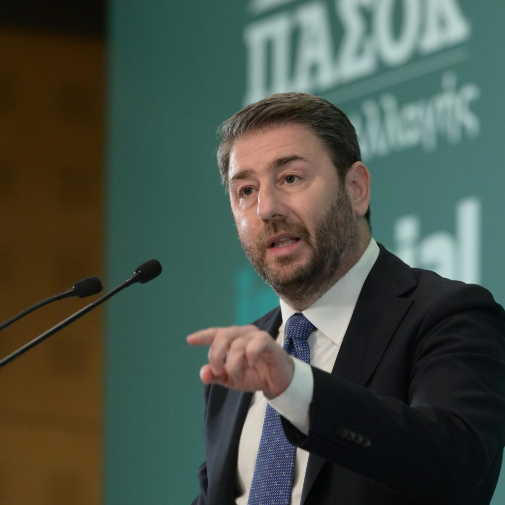 Κάτι «στήνεται» μέσα στο ΠΑΣΟΚ ενάντια στον αρχηγό Νίκο (τον Ανδρουλάκη) – Μυστικά δείπνα και ανίερες συμμαχίες