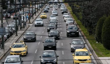 Απλήρωτα 4 στα 10 τέλη κυκλοφορίας: Σήμερα «εκπνέει» η προθεσμία πληρωμής του