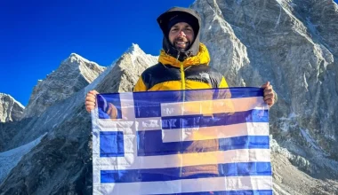 «Η κορυφαία μου στιγμή»: Oι φωτογραφίες που δημοσίευσε ο Η.Βρεττός από την ανάβασή του στα Ιμαλάια