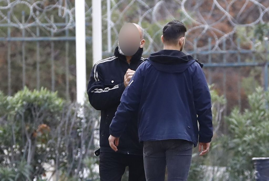 Δολοφονία Ε.Παπαδοπούλου: Το δράμα που ζούσε από τον γιο της – Την κλείδωνε, την έβριζε και της άρπαζε χρήματα