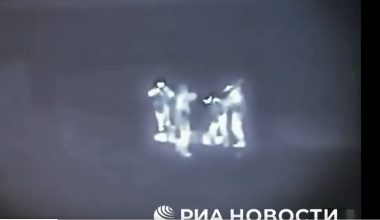 Δνείπερος: Ουκρανοί στρατιώτες παραδίδονται στις ρωσικές δυνάμεις