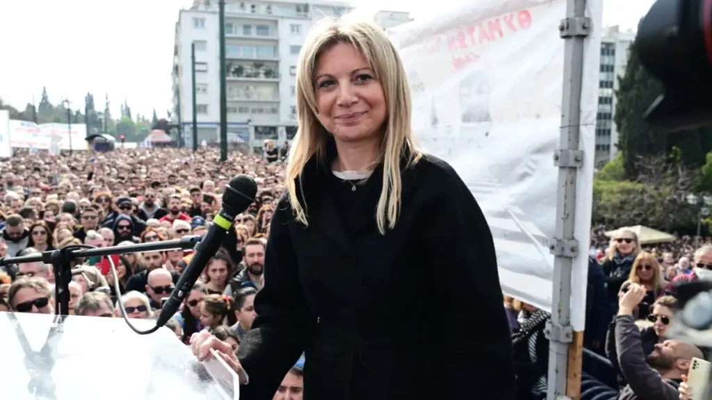 Το μήνυμα της Μ.Καρυστιανού για το νέο έτος: «Αλλάζουμε το θλιβερό παρόν και χτίζουμε με σιγουριά το λαμπρό μέλλον»