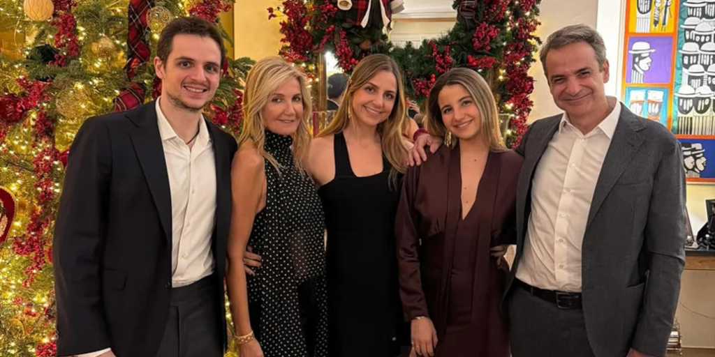 Οι ευχές του Κ.Μητσοτάκη για το 2026: «Υγεία, δύναμη και πίστη ότι μπορούμε να πάμε μπροστά»