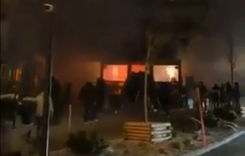 Έκρηξη με πολλούς νεκρούς και τραυματίες σε μπαρ στο Κραν Μοντανά στην Ελβετία (βίντεο)