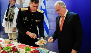 Στην Προεδρική Φρουρά ο Κ.Τασούλας: To μήνυμά του για το νέο έτος