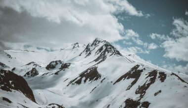 Τραγωδία στις Άλπεις: Νεκρός Αμερικανός τουρίστας που έκανε σκι – Συνελήφθη ο εκπαιδευτής που τον συνόδευε