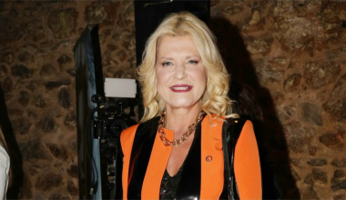 Μ.Σταυράκη: «Δεν θα παντρευόμουν ξανά – Περιμένω να καμαρώσω τον γάμο του γιου μου»