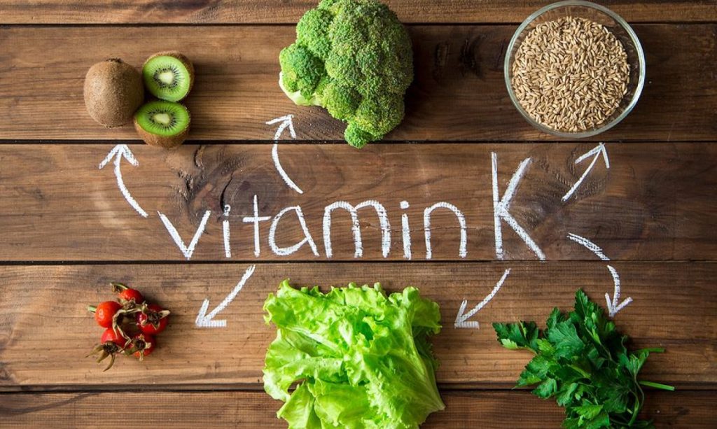 Δείτε από ποιες νευροεκφυλιστικές παθήσεις μας προστατεύει η βιταμίνη Κ