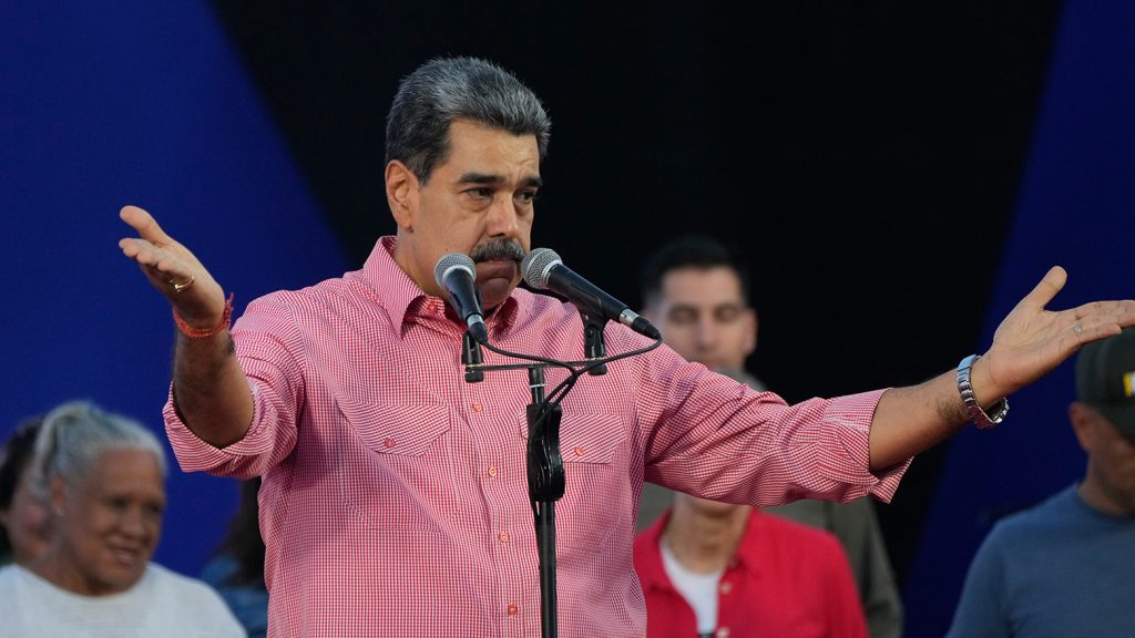 Oργισμένοι διαδηλωτές στην Βενεζουέλα απαιτούν από τις ΗΠΑ να απελευθερώσει τον απαχθέντα πρόεδρο Ν.Μαδούρο (βίντεο)