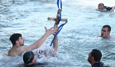 Θεοφάνεια ή Θεοφάνια; – Ποια είναι η σωστή γραφή;
