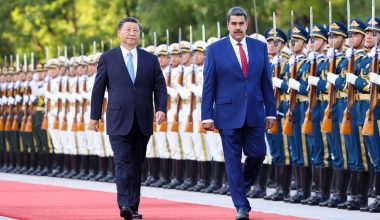 Αποκάλυψη: Οι ΗΠΑ επιτέθηκαν στην Βενεζουέλα μόλις ο Μαδούρο συμφώνησε στην ανάπτυξη κινεζικών δυνάμεων!