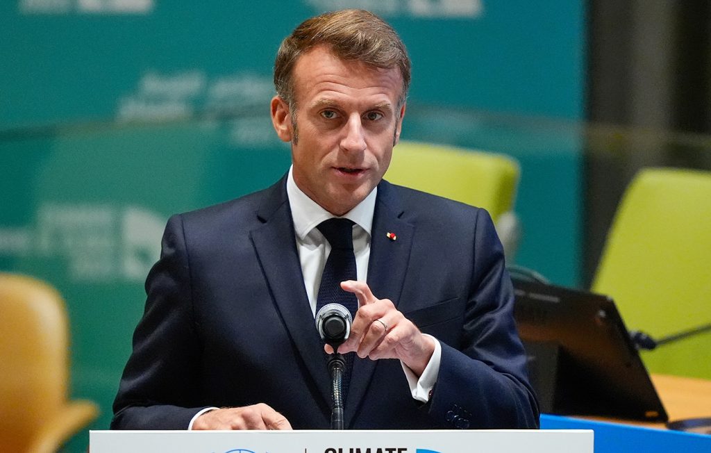 Ε.Μακρόν: «Ο λαός της Βενεζουέλας απαλλάχθηκε από τη δικτατορία του Ν.Μαδούρο»